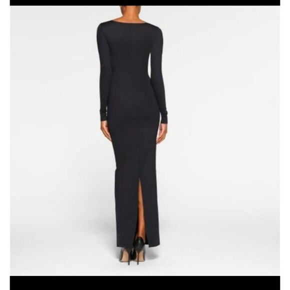 Skims Body Long Slip Dress long sleeve NWT XS onyx - Picture 4 of 4